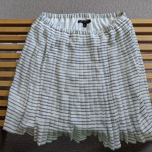 NWOT Banana Republic striped mini skirt sz S